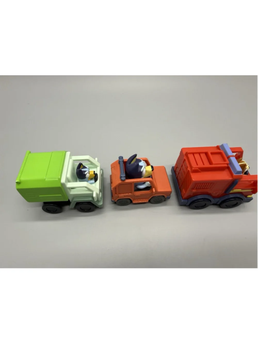 Bluey Mini Racers Lot of 3 Fire Truck Bingo Heeler 4WD Bandit Garbage Truck Toys